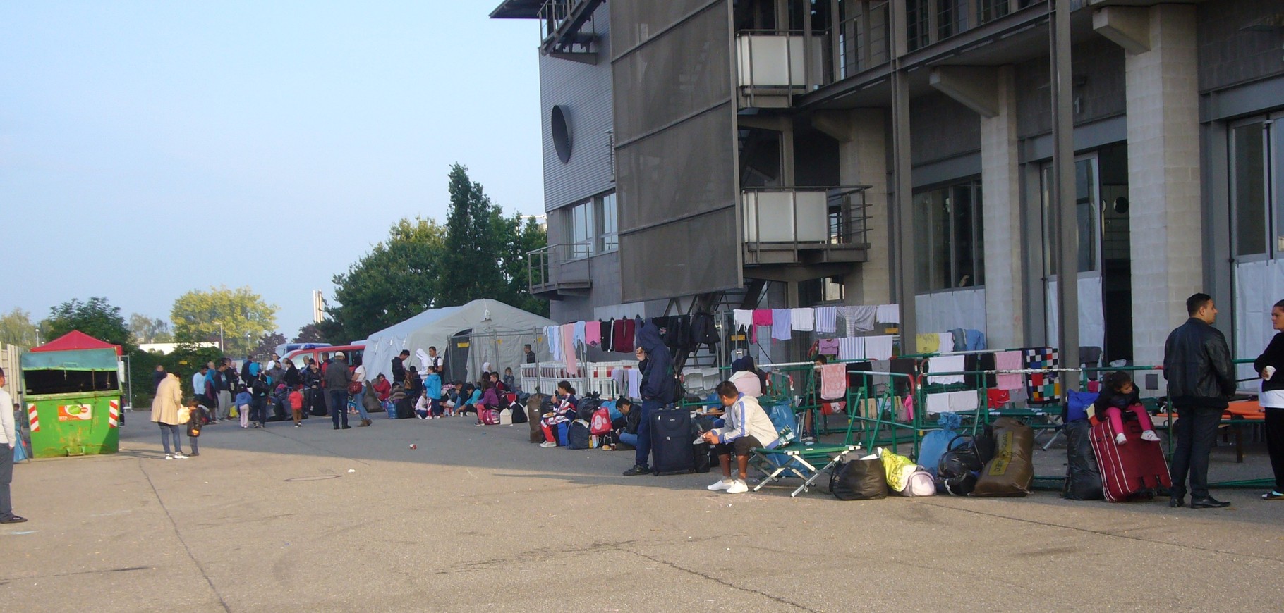 Flüchtlingslager in Bruchsal in der Feuerwehrschule